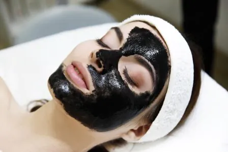 Peeling Hollywood | Laser de Carbono para Poros, Manchas e Luminosidade